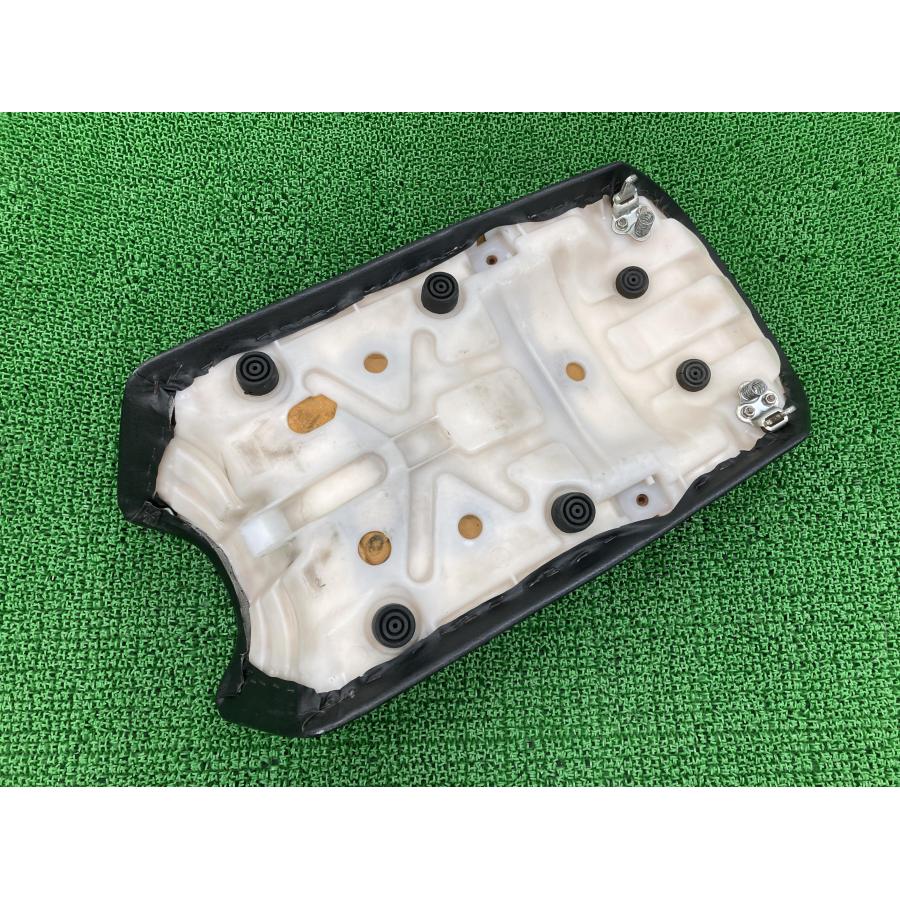 FJ1200 シート ヤマハ 純正 バイク 部品 4CC-000*** 張り替えベースに 品薄 希少品 ノーマルシート 車検 Genuine 【中古】 58 ヤマハ発動機 FJ1200 シート ヤマハ 純正 中古 バイク 部品 4CC-000