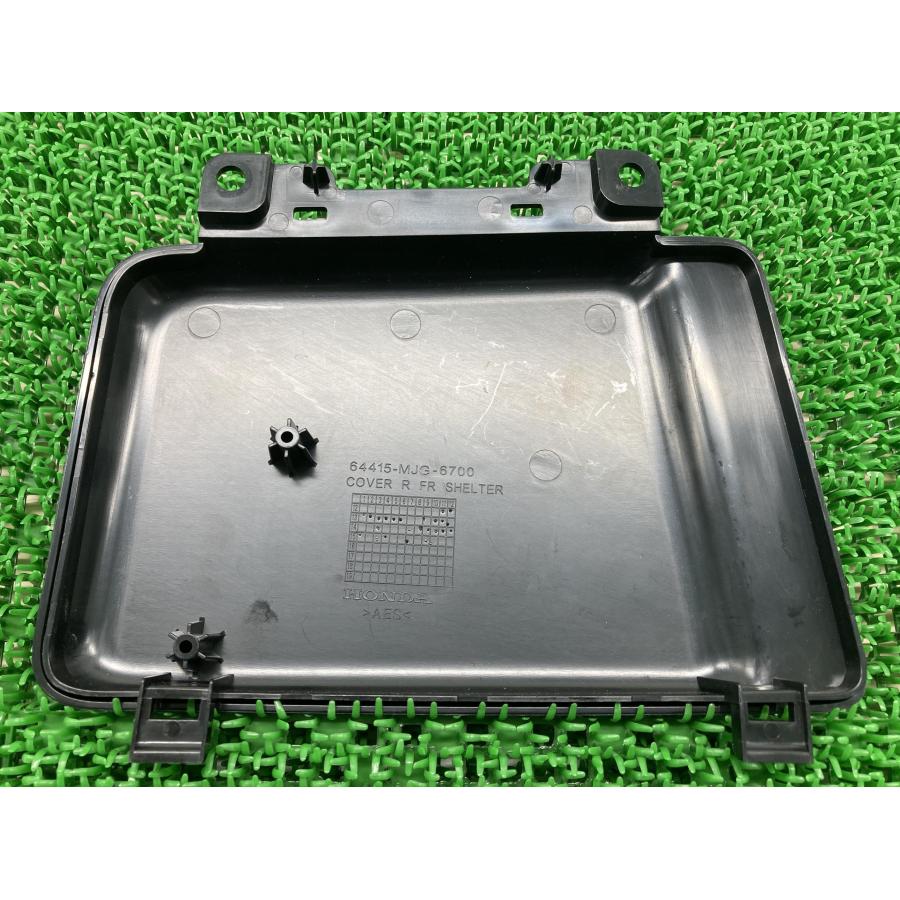 ホンダ（HONDA） ゴールドウイングF6B コンソールカバー 右 MJG 純正