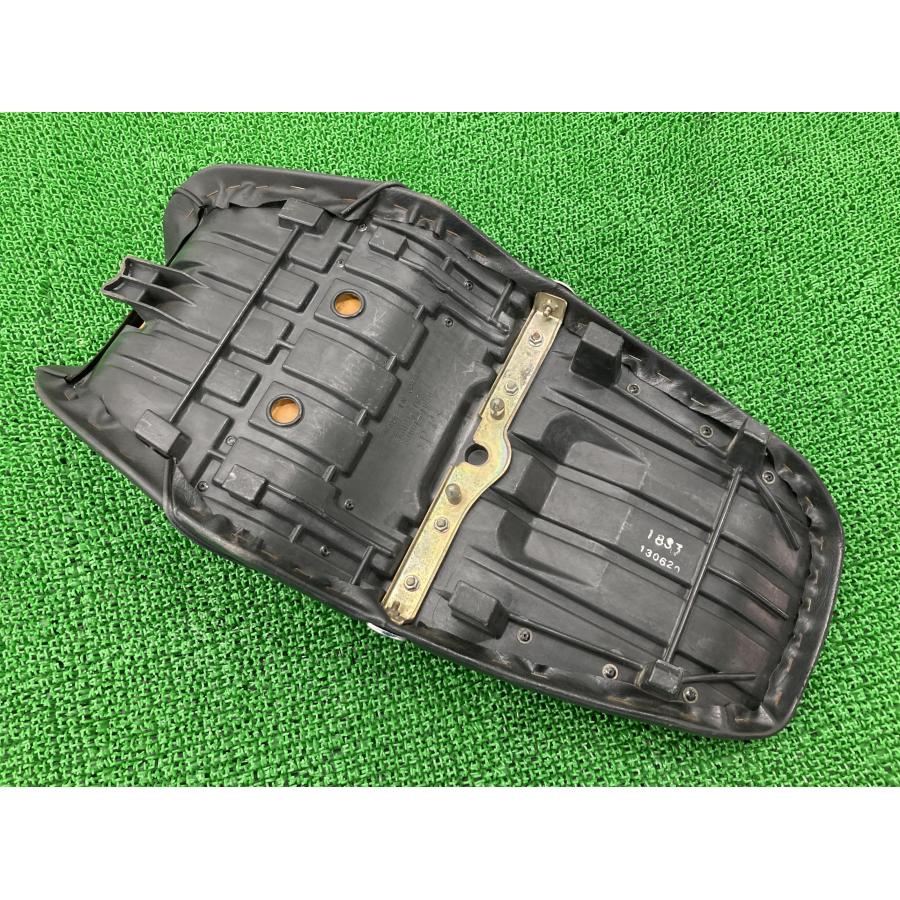 カワサキ（Kawasaki） バリオスII シート 53001-1837 純正 中古 バイク