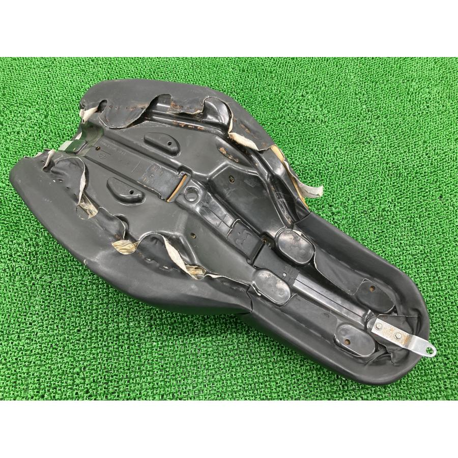 FXDWG1580 シート 22530 ハーレー 純正 中古 バイク 部品 06年〜07年