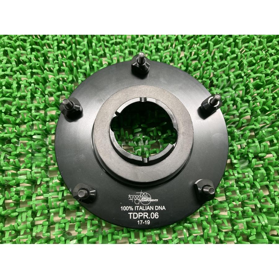 TWM製ディアベル タンクキャップ 黒 社外 中古 バイク 部品 ドゥカティ