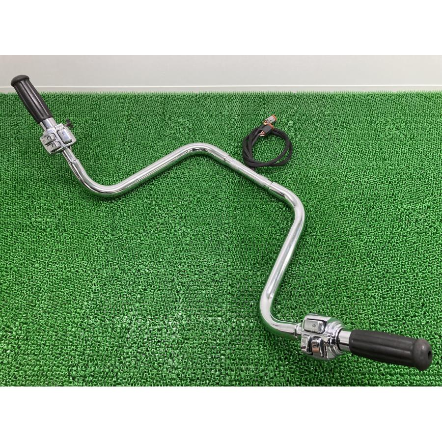 FLSTC1340 ハンドル ハーレー 純正 バイク 部品 12インチファットバー 950mm 配線中通し クロームスイッチ 品薄 【中古】 26 FLSTC1340 ハンドル ハーレー 純正 中古 バイク 部品 12インチファット