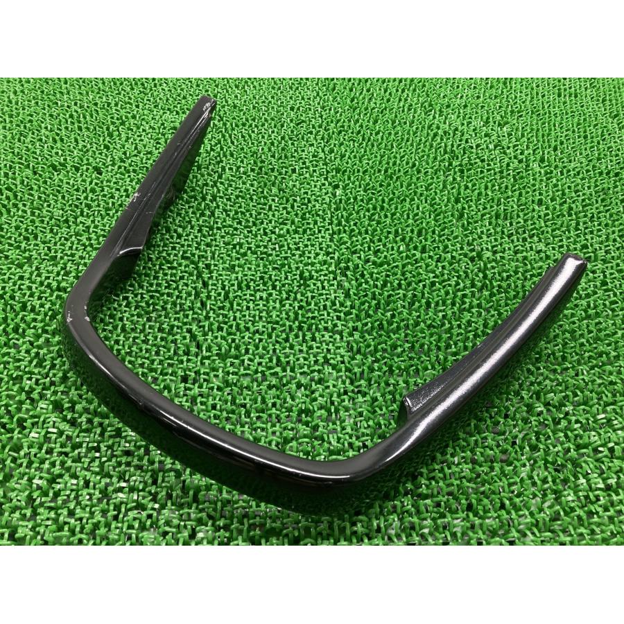 ゼファー1100 グラブバー 黒 カワサキ 純正 バイク 部品 ZR1100A コケキズ無し 割れ欠け無し 品薄 希少品 車検 Genuine 【中古】 93 カワサキ（Kawasaki） ゼファー1100 グラブバー 黒 純正 中古 バイク