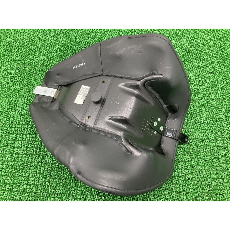 FLSL1750 フロントシート 52000031A ハーレー 純正 中古 バイク 部品
