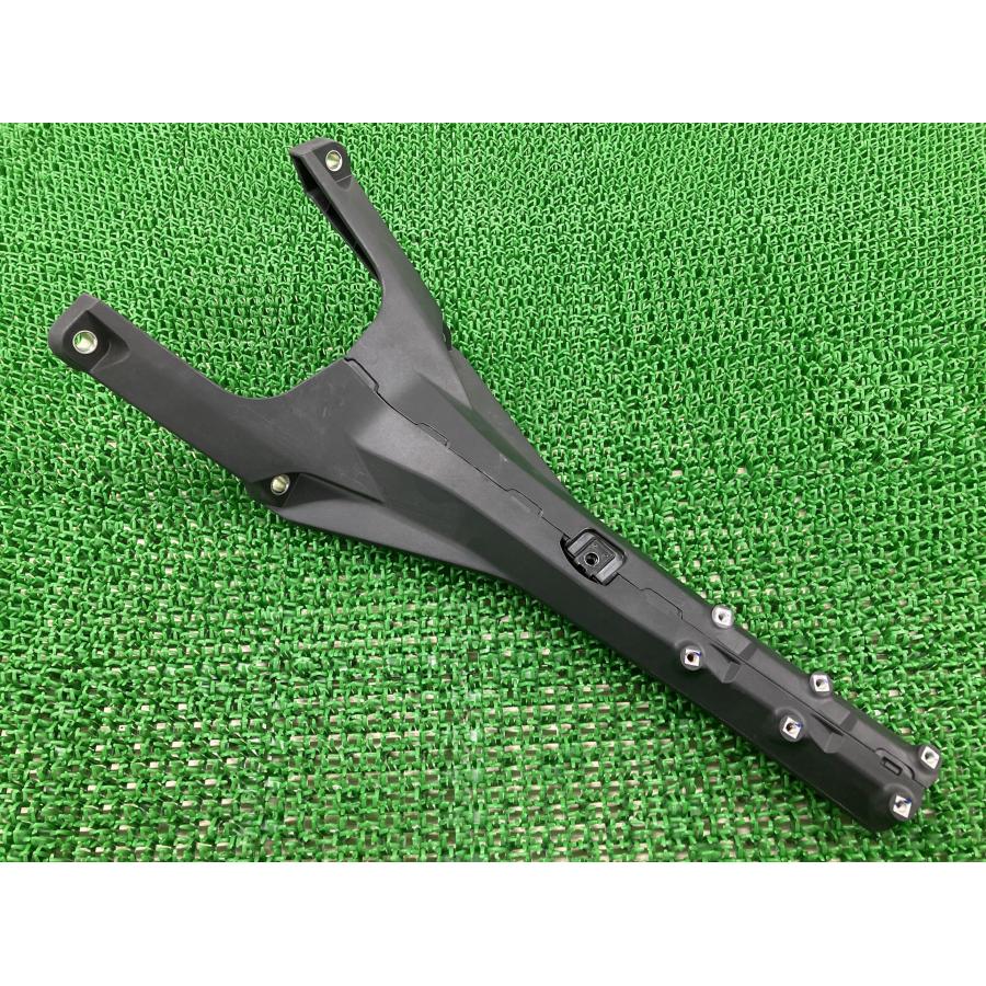 ホンダ（HONDA） CB250R リアフェンダーステー K94 純正 中古 バイク
