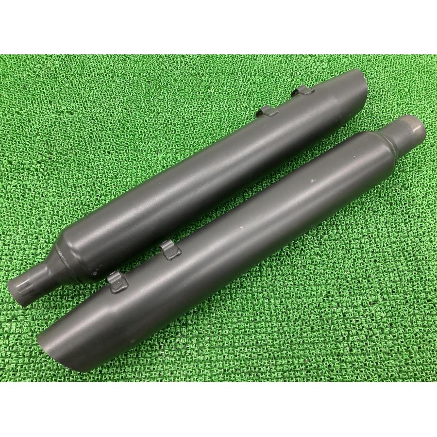 FLHRXS1870 サイレンサーマフラー 左右 64900769/64900770 ハーレー 純正 64900769 64900770 ツーリング コケ無し 【中古】 73 FLHRXS1870 サイレンサーマフラー 左右 64900769/64900770 ハーレー