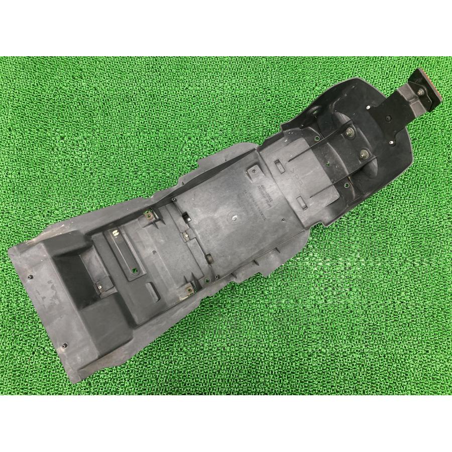 ヤマハ発動機 XJR1200 リアフェンダー 4KG ヤマハ 純正 中古 バイク