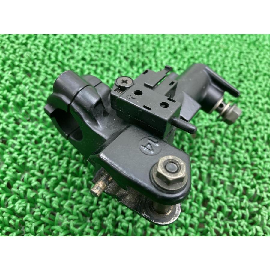 スプリント900 クラッチマスター トライアンフ(TRIUMPH) 純正 トライアンフ SPRINT900 割れ欠け無し 品薄 希少品 【中古】 32 スプリント900 クラッチマスター トライアンフ(TRIUMPH) 純正 中古