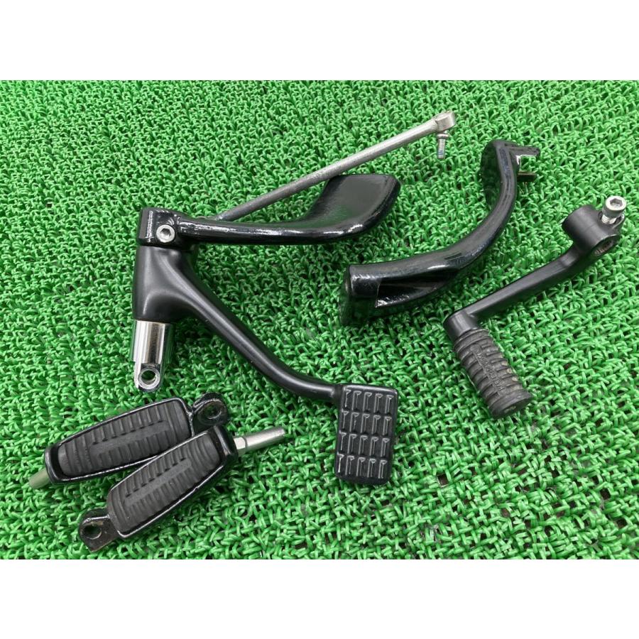 XL883 XL1200 ステップ 左右 42972-04 ハーレー 純正 中古 XL883 XL1200 ステップ 左右 42972-04 ハーレー 純正 中古