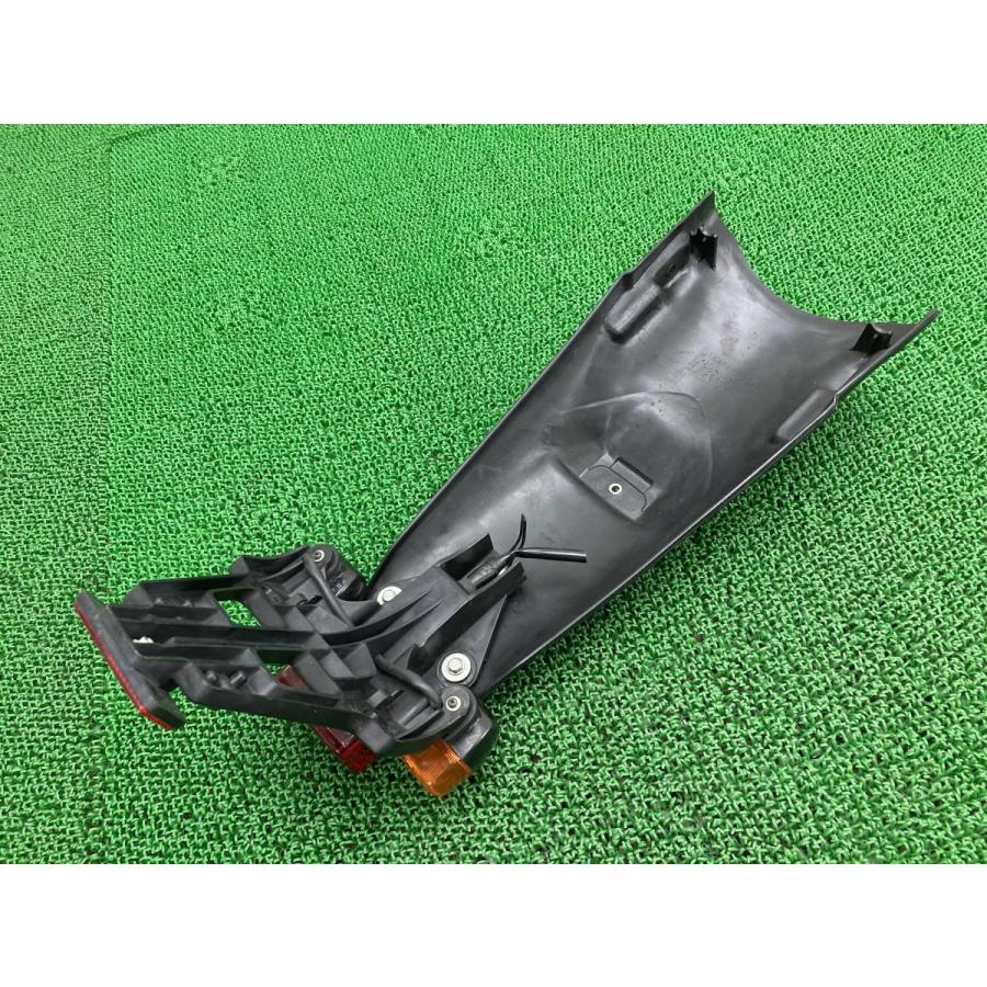 ホンダ（HONDA） FTR223 リアフェンダー 黒 純正 中古 バイク 部品