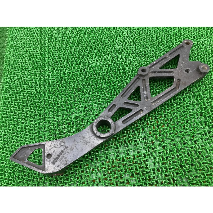 カワサキ（Kawasaki） GPZ400F ステッププレート 左 ZX400A 純正 中古