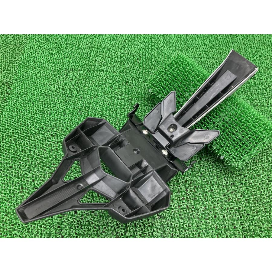 ホンダ（HONDA） CBR250RR リアフェンダー K64 純正 中古 バイク 部品