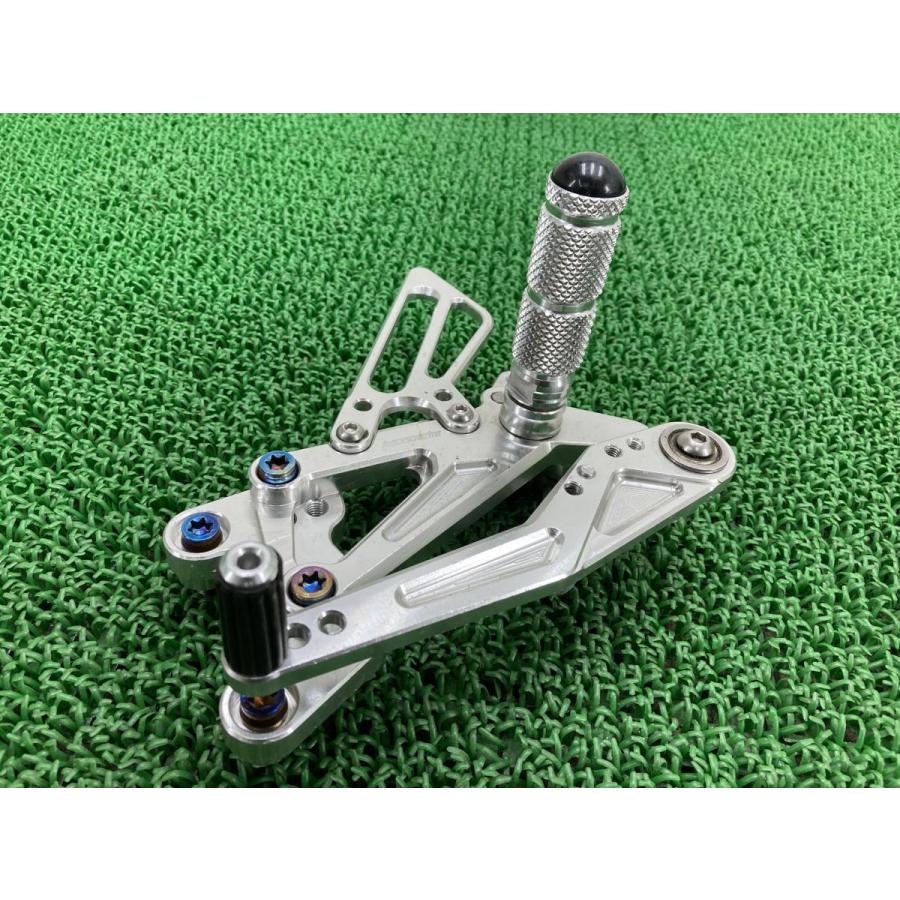 アバランチ製S1000RR バックステップ 左 社外 中古 バイク 部品 BMW