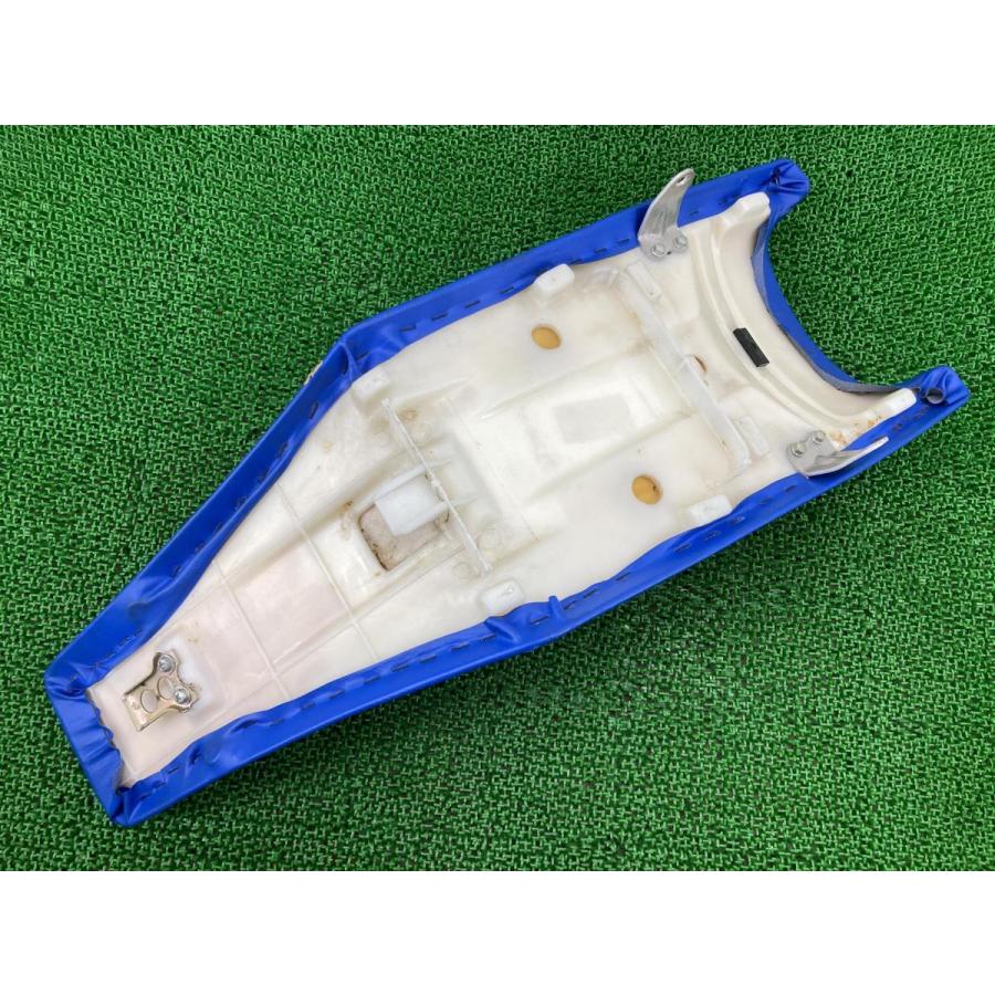 ヤマハ発動機 YZ250 シート 5X6 JYA3RBW00KA002*** ヤマハ 純正 中古