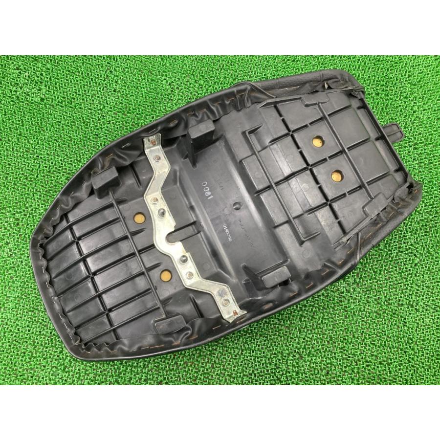 カワサキ ZRX400 シート 1753 ZR400E-047*** 純正 中古 バイク カワサキ ZRX400 シート 1753 ZR400E-047*** 純正 中古 バイク