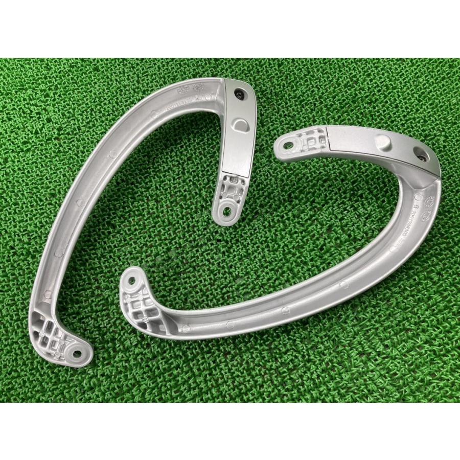 ジャンゴ125 グラブバー 左右 銀 2001246200 プジョー 純正 中古