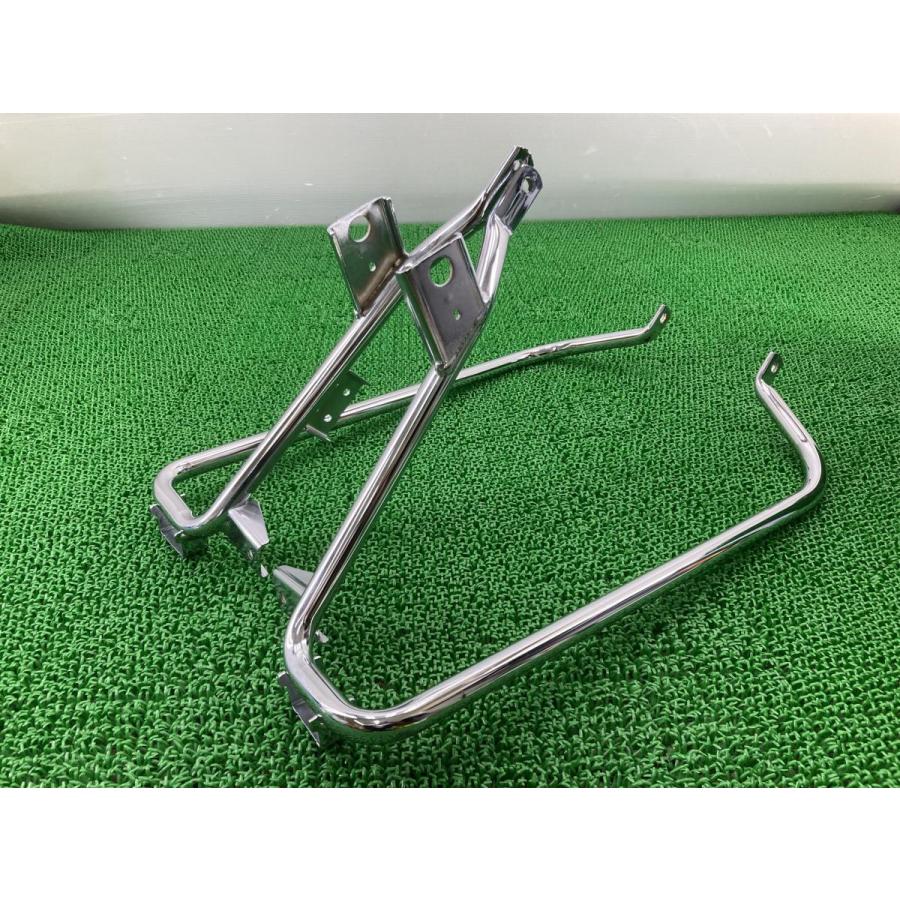 FLTR パニアケースガード 左右 ハーレー 純正 中古 バイク 部品 パニアケースステー 09年〜13年FLHX FLTR 綺麗 良品 曲がり無し 96
