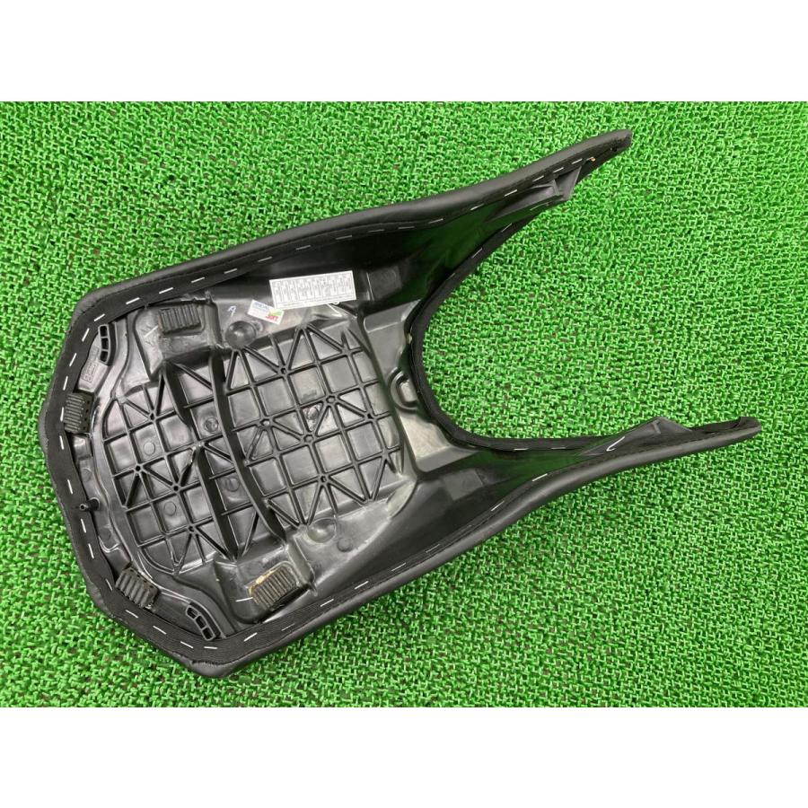 390デューク フロントシート 100259 VBKJPJ407JC268*** KTM 純正 中古