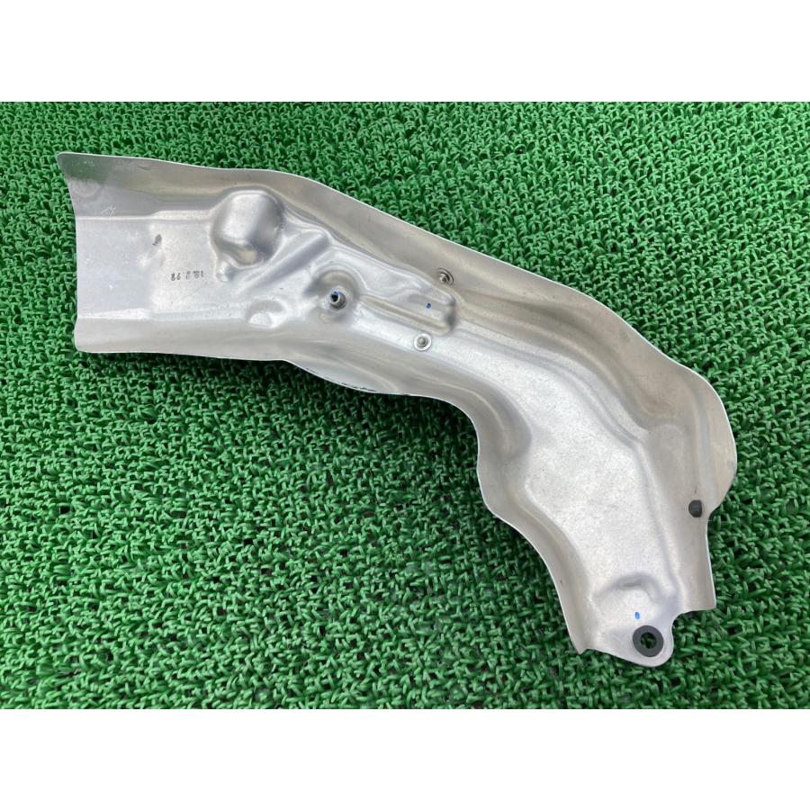ホンダ（HONDA） CBR1000RR マフラーヒートガード 純正 中古 バイク