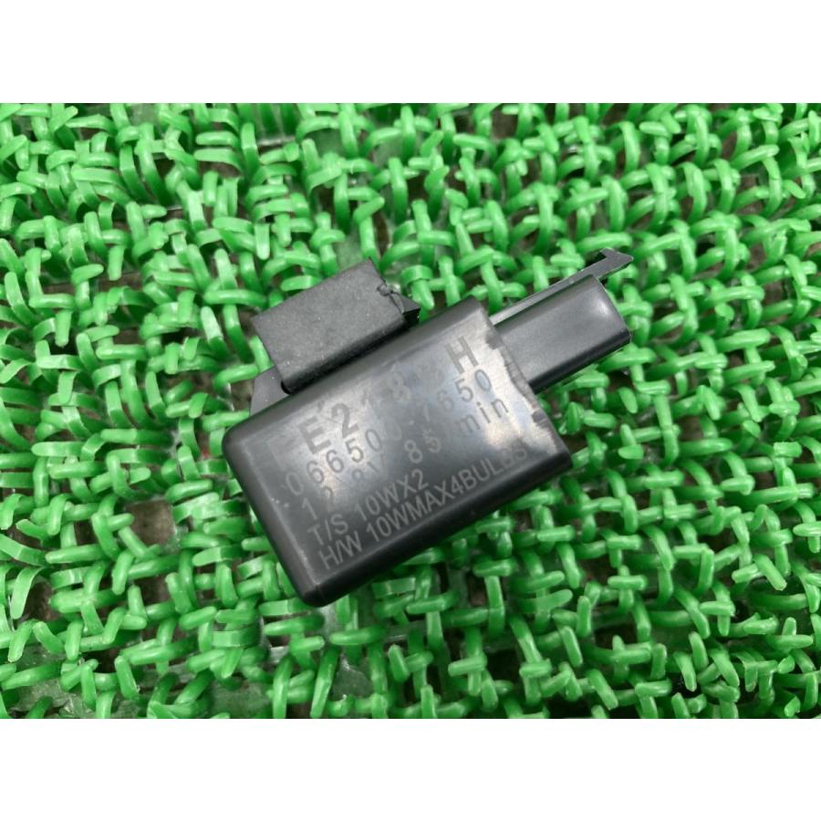 ナローポルシャ　ウインカーユニット　中古 スズキ（SUZUKI） GSX400FW ウインカー 左右 35600-29 純正 中古