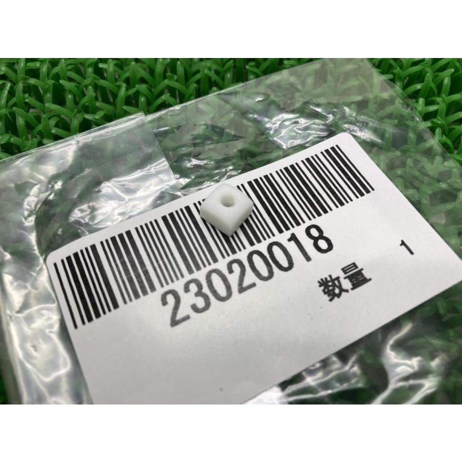 カワサキ（Kawasaki） ゼファー400 χ ヘッドライトアジャスター 在庫有