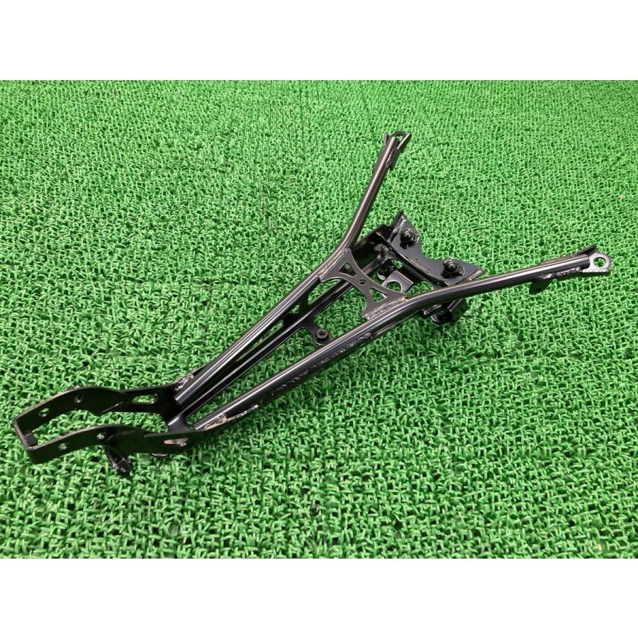 X-ADV フェンダーステー RC95 在庫有 即納 ホンダ 純正 新品 バイク 部品 在庫有り 即納可 車検 Genuine 13 ホンダ（HONDA） X-ADV フェンダーステー RC95 在庫有 即納 純正 新品