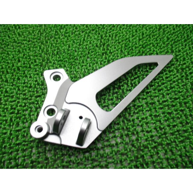 ZZ-R250 ステップホルダー 左 在庫有 即納 カワサキ 純正 新品 バイク 部品 35063-0080-GD 車検 Genuine 73 バイク ZZ-R250 ステップホルダー 左 在庫有 即納 カワサキ 純正 新品