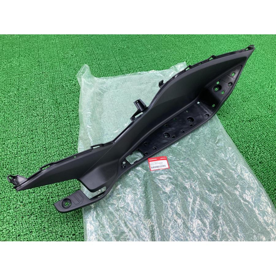 ホンダ（HONDA） PCX150 フロア―ステップ 右 KF18 在庫有 即納 純正