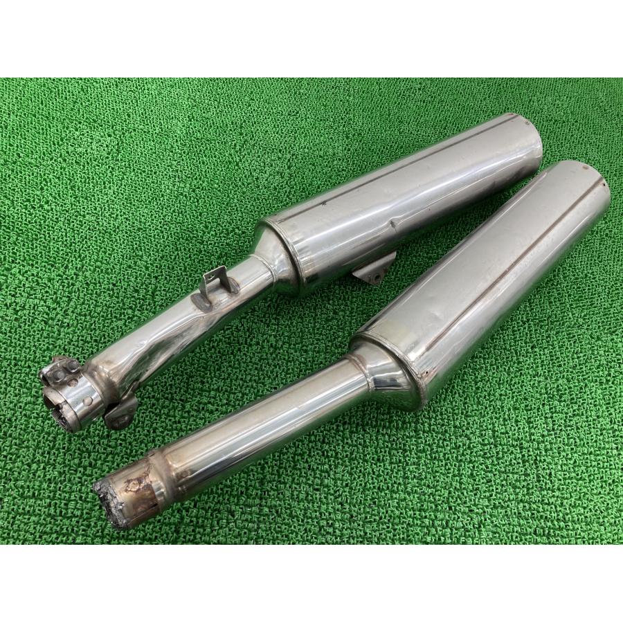 CBR1100XX サイレンサーマフラー 左右 MAT E1 ホンダ 純正 SC35 逆車 スーパーブラックバード コケキズ無し 品薄 【中古】 41 ホンダ（HONDA） CBR1100XX サイレンサーマフラー 左右 MAT E1 純正