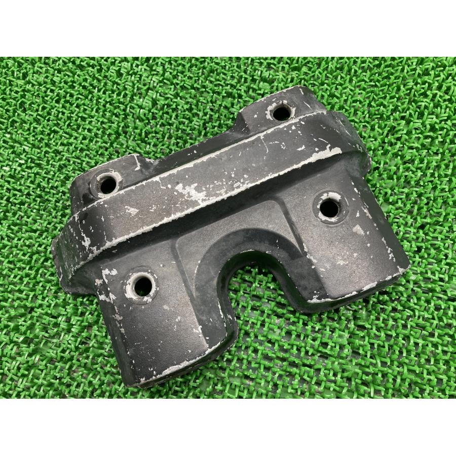 ホンダ（HONDA） VT250F エンジンカバー 片側 純正 中古 バイク 部品