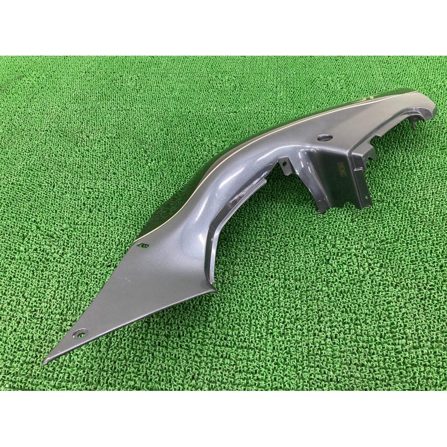 ホンダ CBR250R シートカウル 右 黒/ガンM KY1 純正 中古 バイク