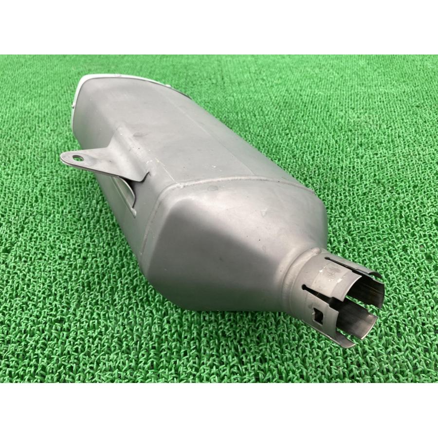 GSX-R1000 サイレンサーマフラー 17KA スズキ 純正 2017年式外し JS1DM11AZH2101*** 17-18年 コケキズ無し 品薄 【中古】 6 スズキ（SUZUKI） GSX-R1000 サイレンサーマフラー 17KA 純正 中古