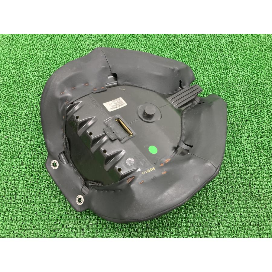 FXSE1800 フロントシート 52000240 ハーレー 純正 中古 CVOプロ 