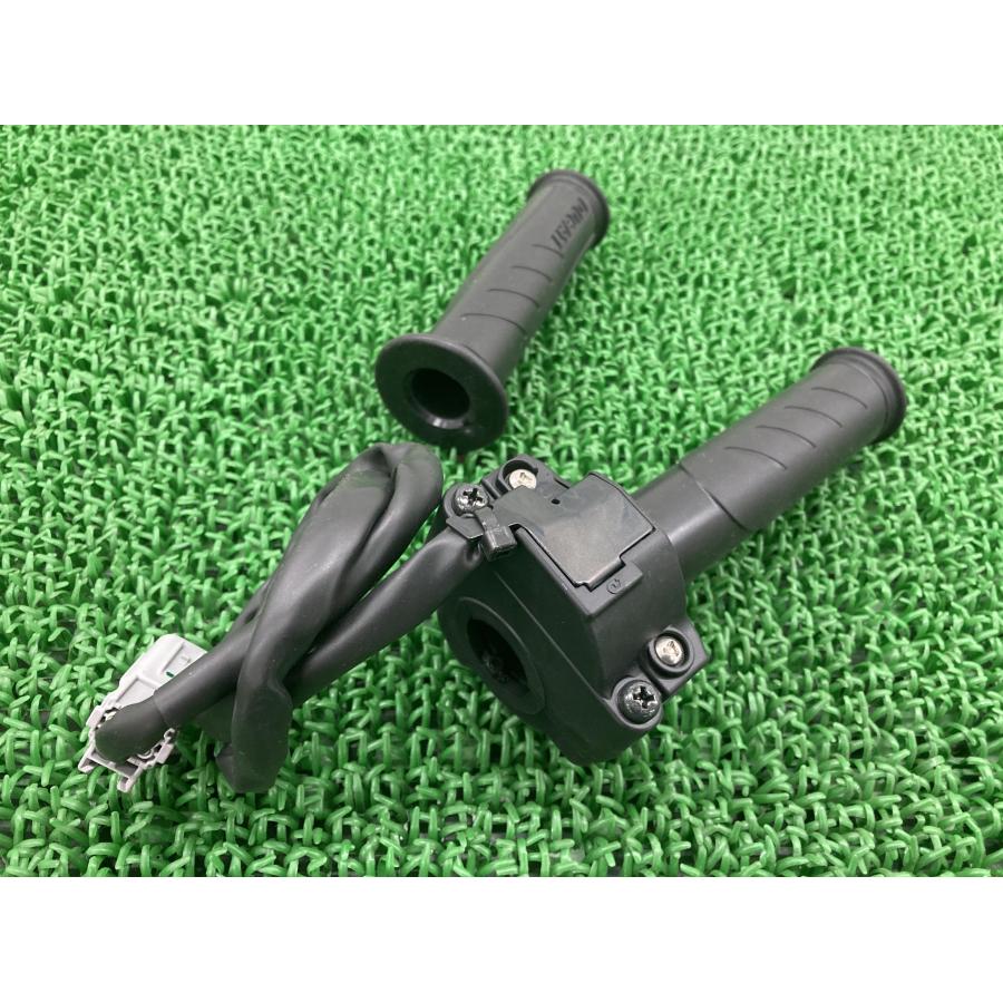 モンスター797 ハンドルグリップ 左右 66020093B ドゥカティ 純正 中古