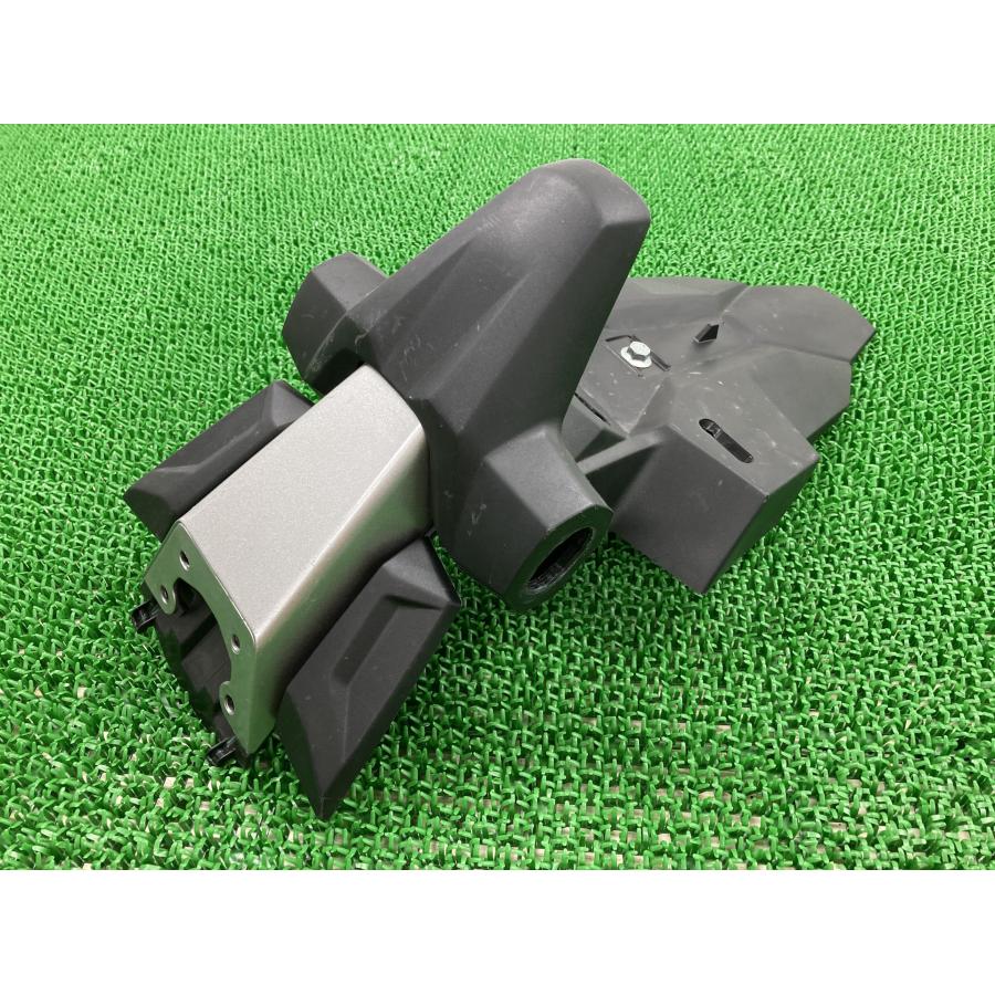 ホンダ（HONDA） グロム リアフェンダー 純正 中古 バイク 部品 JC92