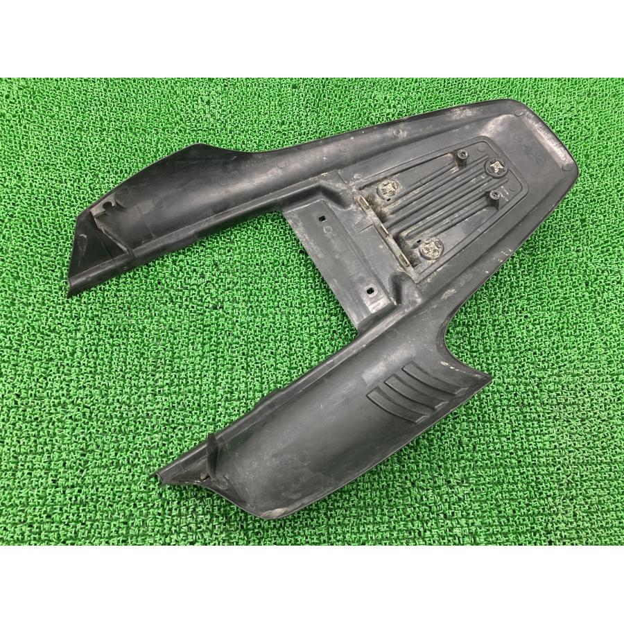 TW200 テールカウル 黒 ヤマハ 純正 バイク 部品 DG07J 割れ欠け無し 品薄 希少品 リアフェンダー シートカウル 【中古】 33 ヤマハ発動機 TW200 テールカウル 黒 ヤマハ 純正 中古 バイク 部品