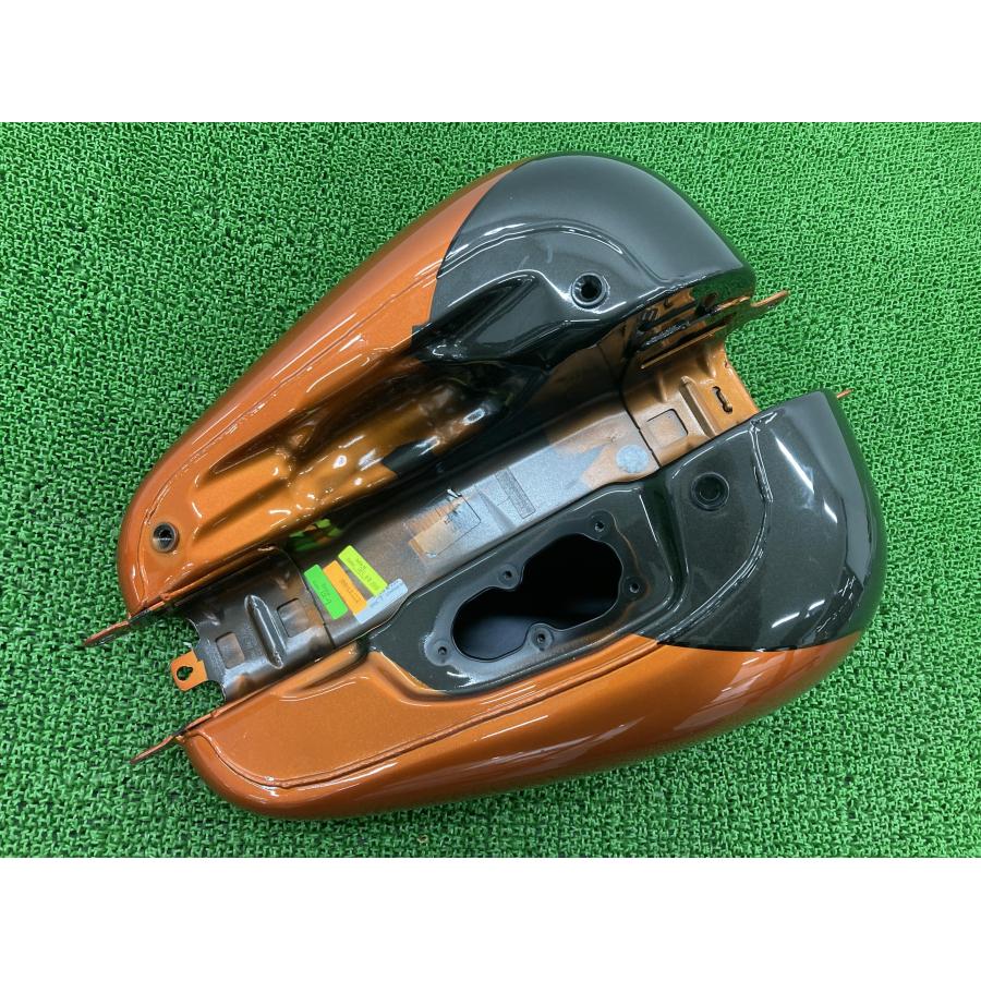 FLHTK1870 タンク 橙M ハーレー 純正 中古 バイク 部品 エレクトラ