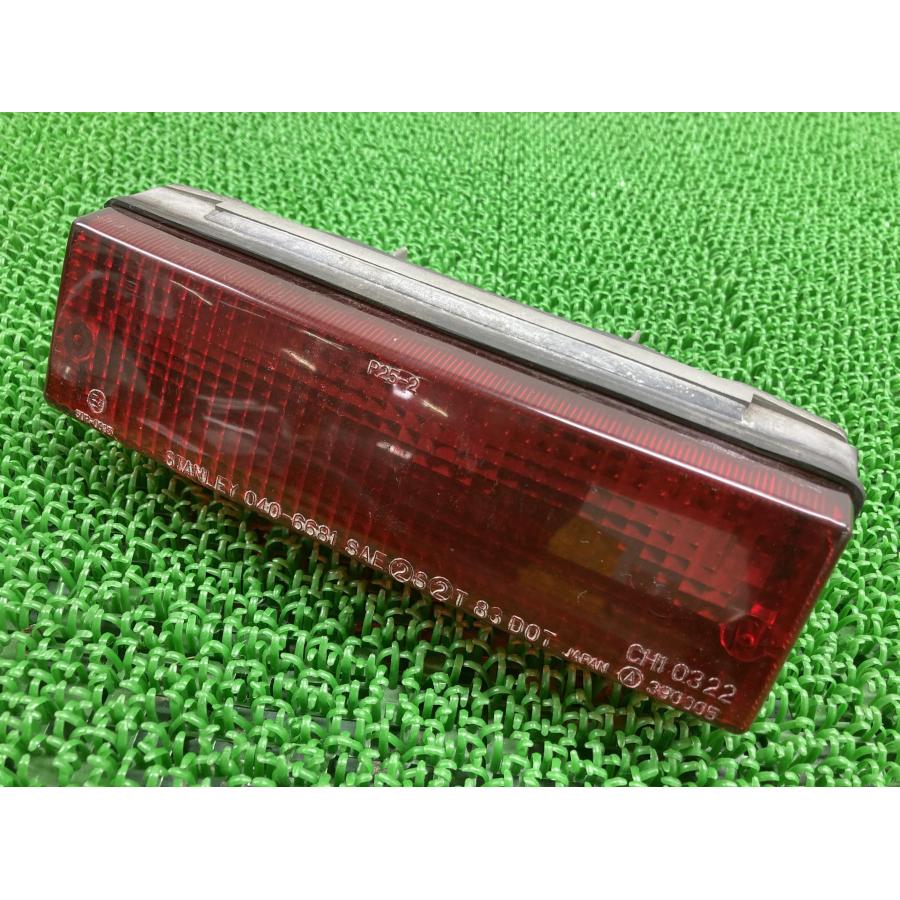 カワサキ GPZ900R テールランプ 040-6681 純正 中古 バイク 部品