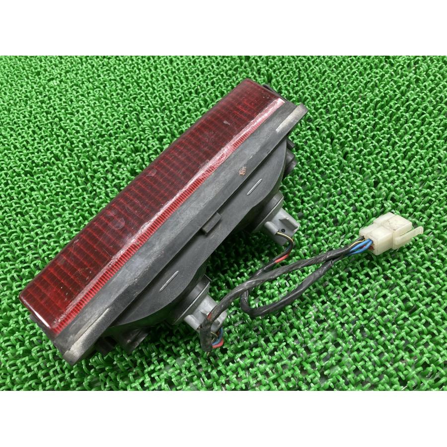 カワサキ（Kawasaki） GPZ900R テールランプ 040-6681 純正 中古
