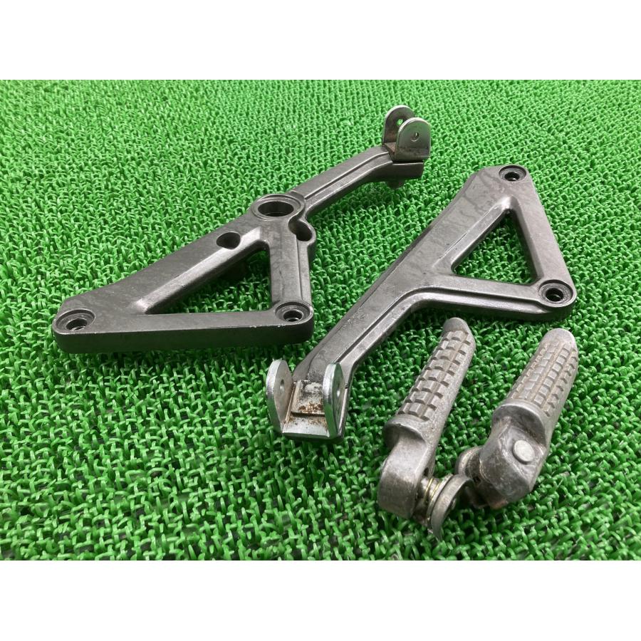 専用 カワサキ（Kawasaki） ゼファーカイ タンデムステップホルダー 左右