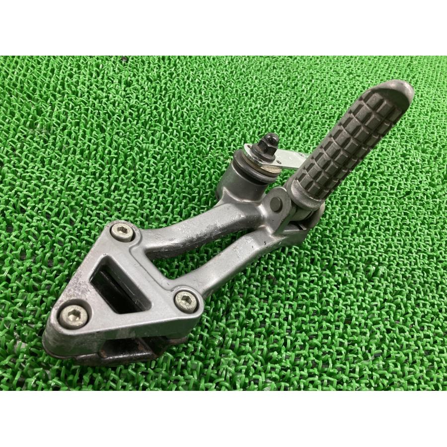 カワサキ（Kawasaki） ZZ-R1100 タンデムステップ 右 35011-1522 純正