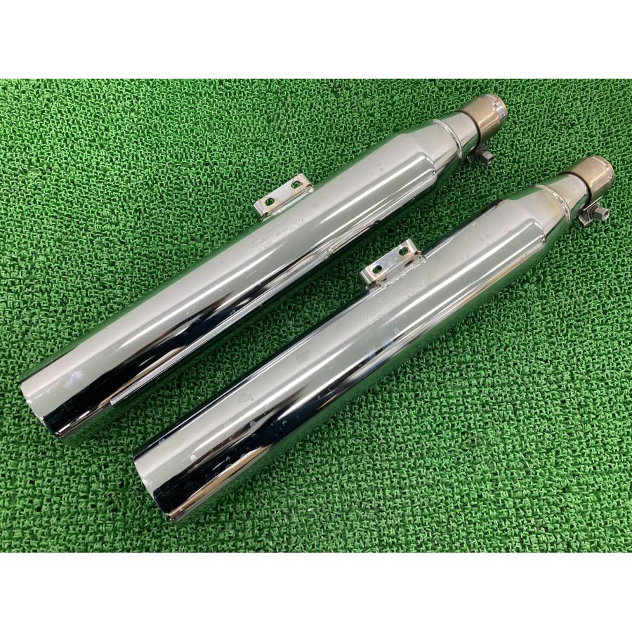 FLFBS1870 サイレンサーマフラー 64900460 ハーレー 純正 ソフテイル ファットボーイ114 コケキズ無し 品薄 希少品 【中古】 73 FLFBS1870 サイレンサーマフラー 64900460 ハーレー 純正 中古 バイク