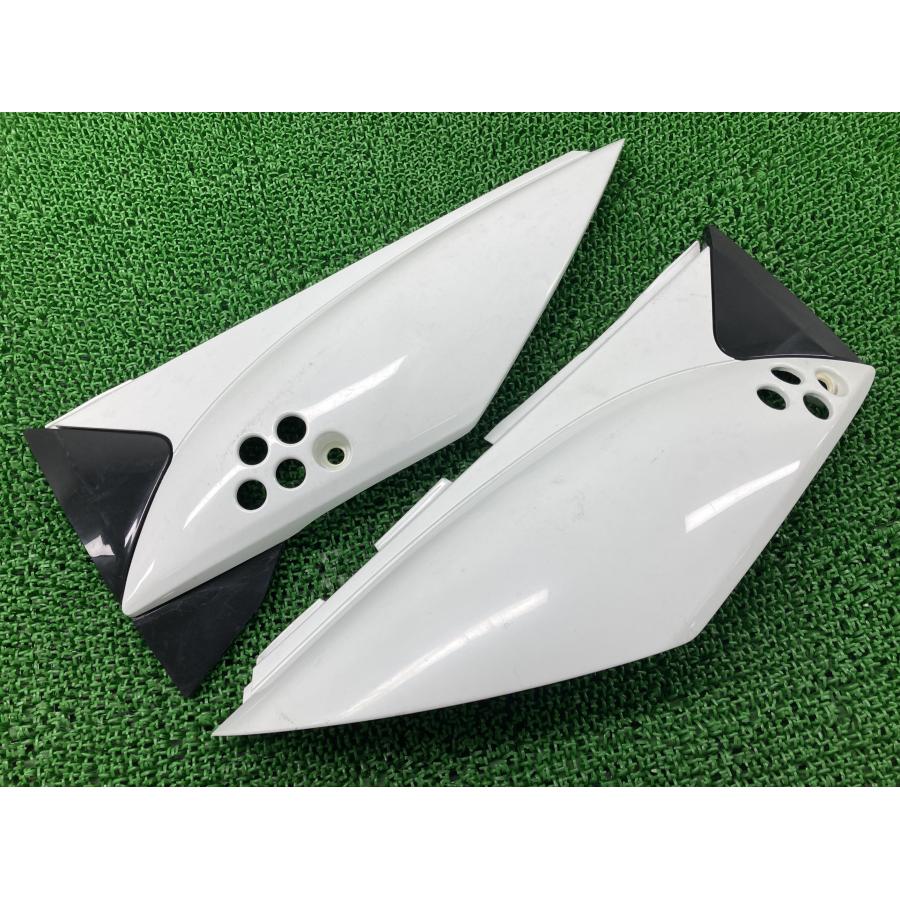 カワサキ（Kawasaki） Dトラッカー125 KLX125 サイドカバー 左右 白