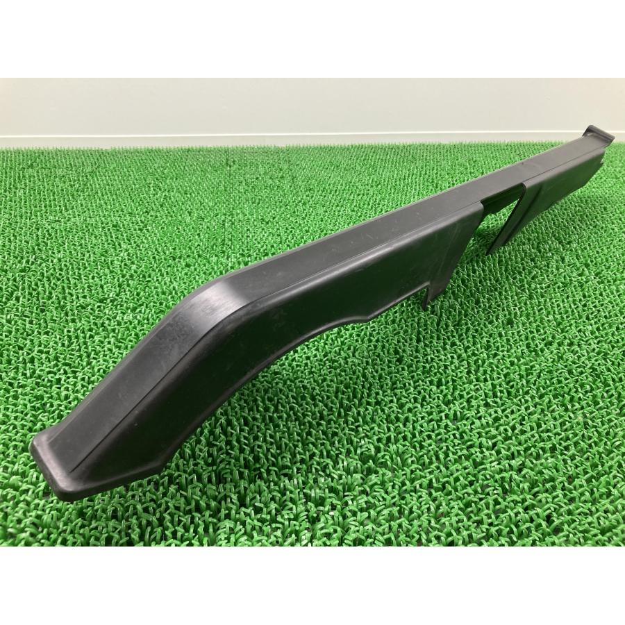 カワサキ GPZ900R チェーンカバー 純正 中古 バイク 部品 ZX900A