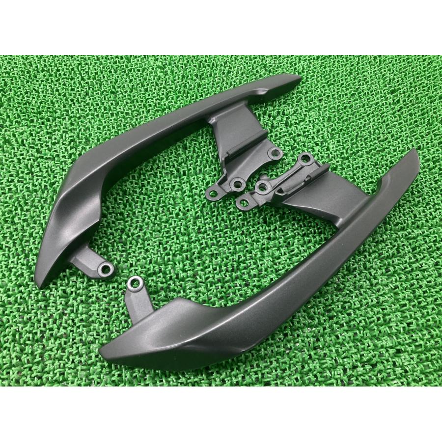 ホンダ（HONDA） CBR400R グラブバー ガンM MGZ 純正 中古 バイク 部品