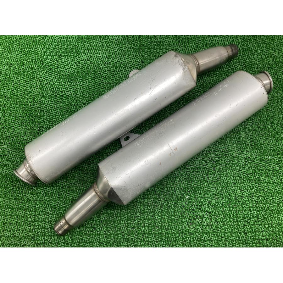 M400 サイレンサーマフラー 左右 573.1.035.2C/574.1.035.2C ドゥカティ 純正 573.1.035.2C 574.1.035.2C モンスター 【中古】 95 M400 サイレンサーマフラー 左右 573.1.035.2C/574.1.035.2C