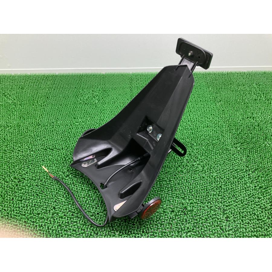 カワサキ（Kawasaki） ZZ-R1400 リアフェンダー 35019-0043 純正 中古