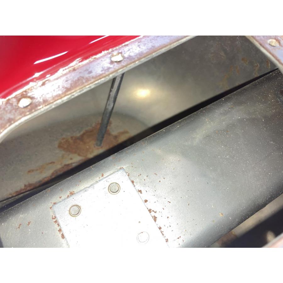 FLSTF1580 タンク 赤 61625-07 ハーレー 純正 中古 バイク 部品 ソフテイル ファットボーイ ラジカルコケキズ無し 品薄 mW Harley Davidson（ハーレー・ダビッドソン） FLSTF1580 タンク 赤