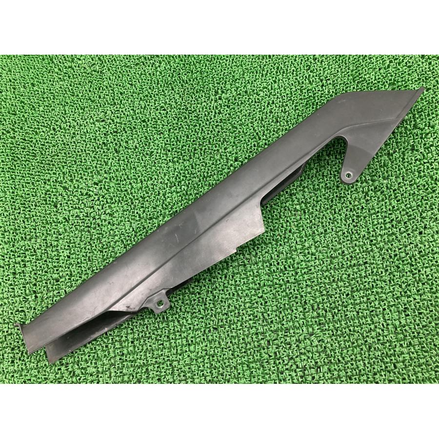 カワサキ（Kawasaki） GPZ900R チェーンカバー 純正 中古 バイク 部品