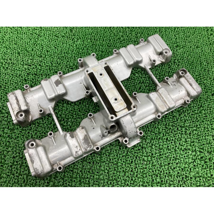 スズキ GSX750Sカタナ シリンダーヘッドカバー 1SZZ-470 純正 スズキ GSX750Sカタナ シリンダーヘッドカバー 1SZZ-470 純正